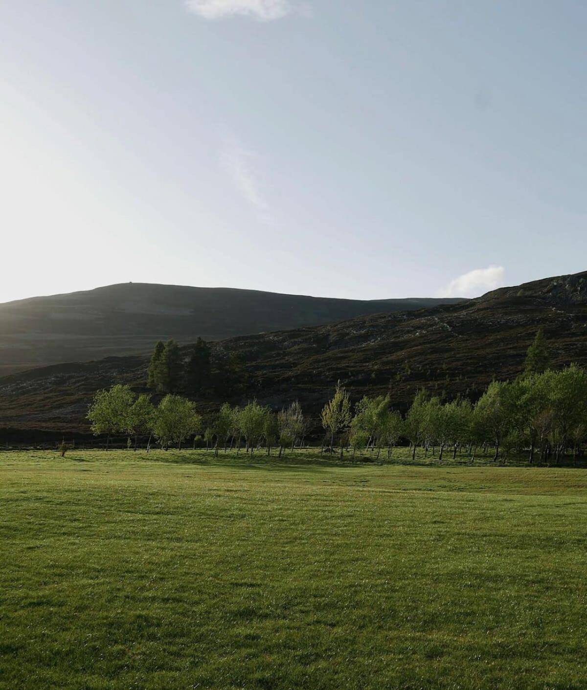 Huswell - Gairnshiel Lodge - Unique & Exclusive Lodge Next To The Castle Балатър Екстериор снимка